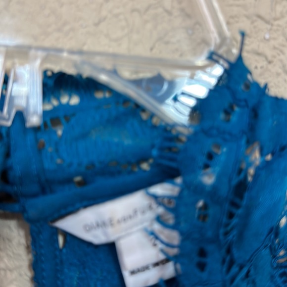 Diane Von Furstenberg womans lace romper size XS - Picture 7 of 9